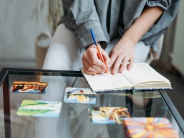 a-female-psychologist-makes-notes-in-a-diary-on-a-2024-10-18-04-04-54-utc
