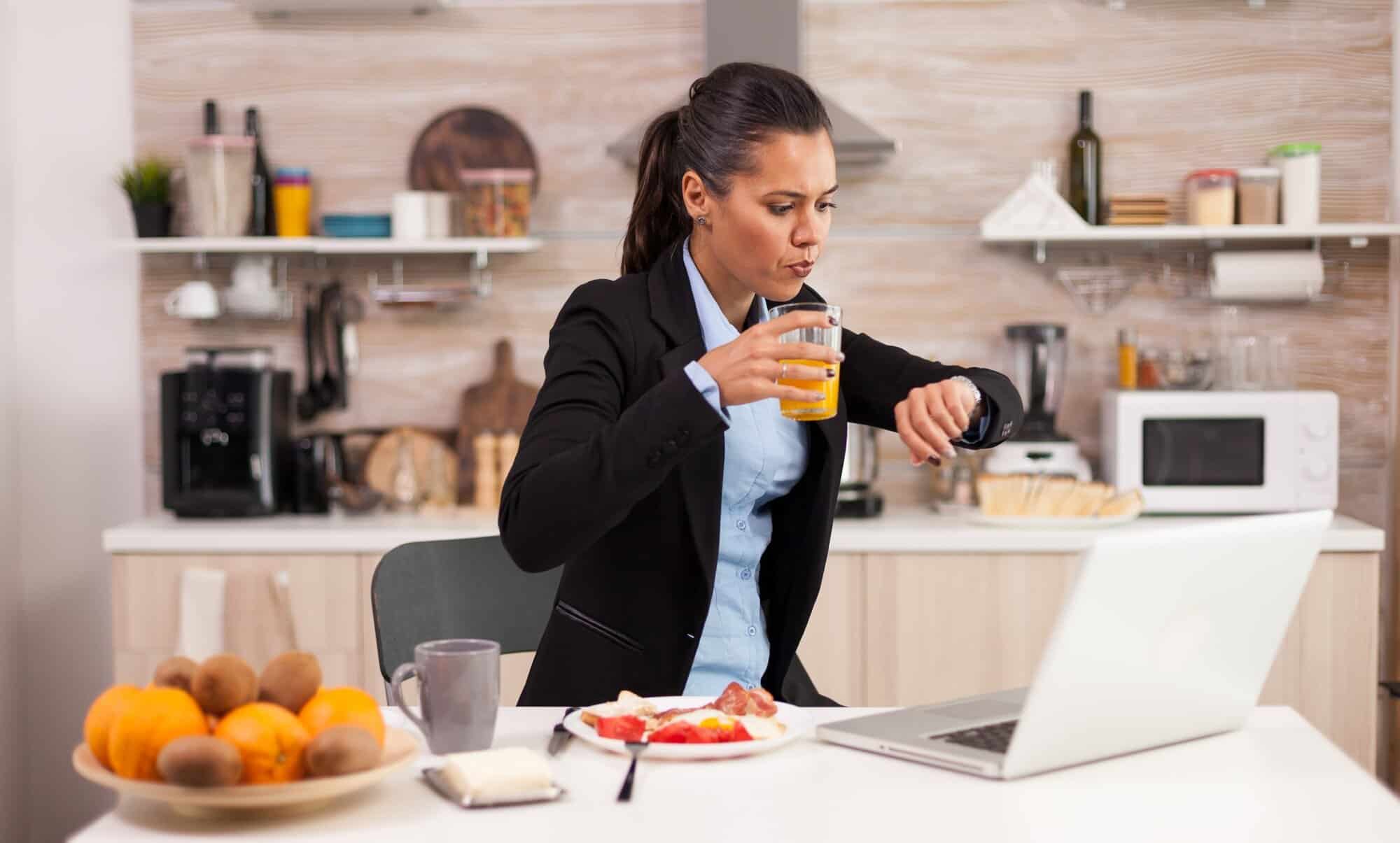 Business woman late at conference